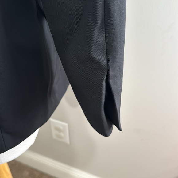 Zara Studio long sleeve black open blazer, size M - Picture 6 of 12